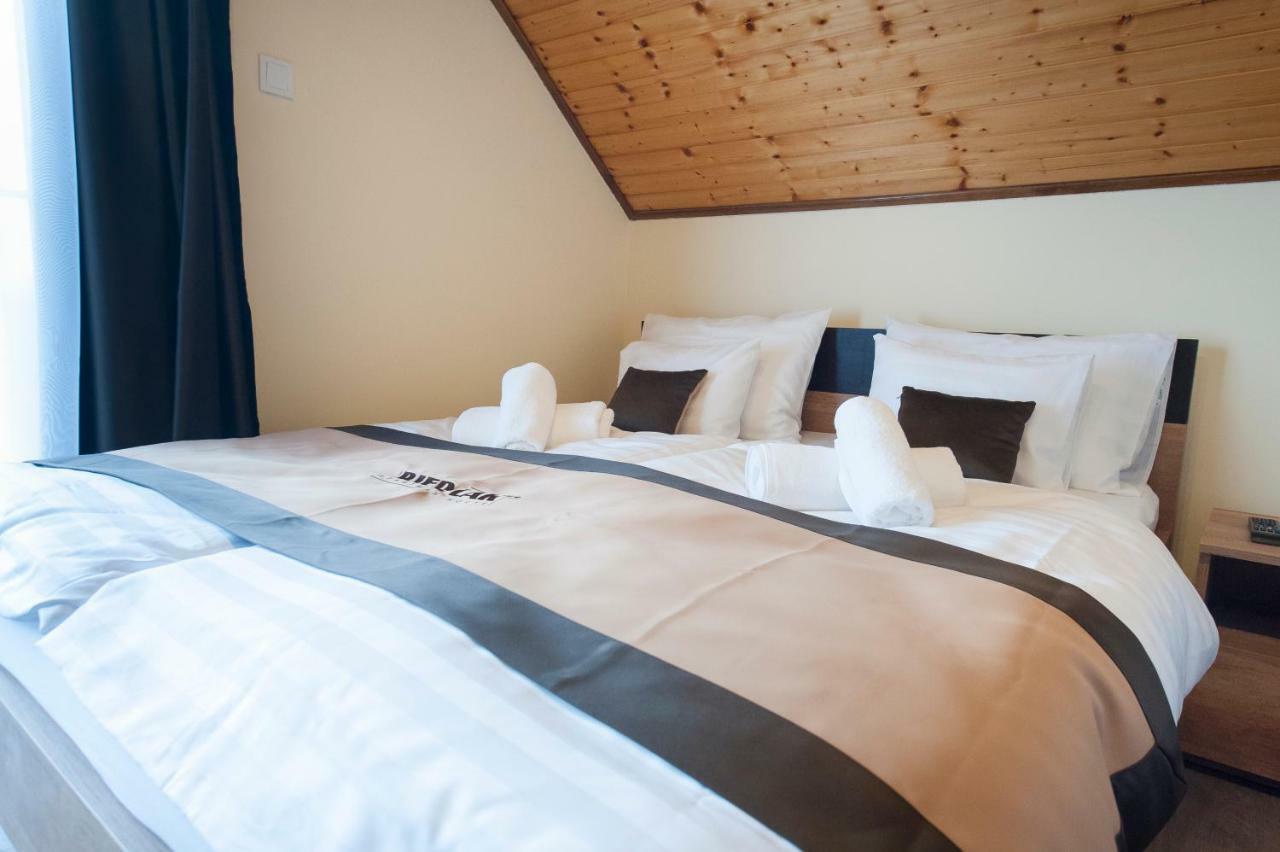 Bier-Lak Apartman House 71 Balatonlelle Zewnętrze zdjęcie