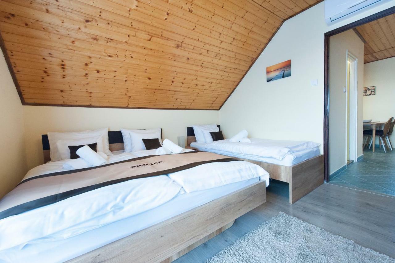 Bier-Lak Apartman House 71 Balatonlelle Zewnętrze zdjęcie