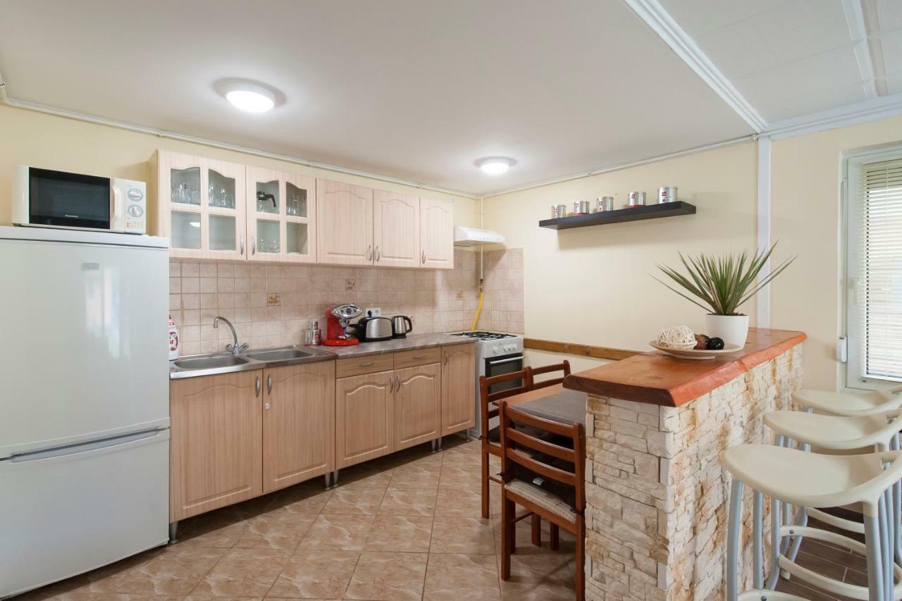 Bier-Lak Apartman House 71 Balatonlelle Zewnętrze zdjęcie
