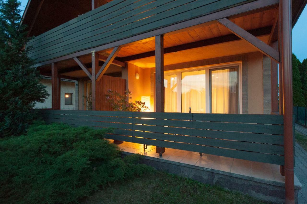 Bier-Lak Apartman House 71 Balatonlelle Zewnętrze zdjęcie