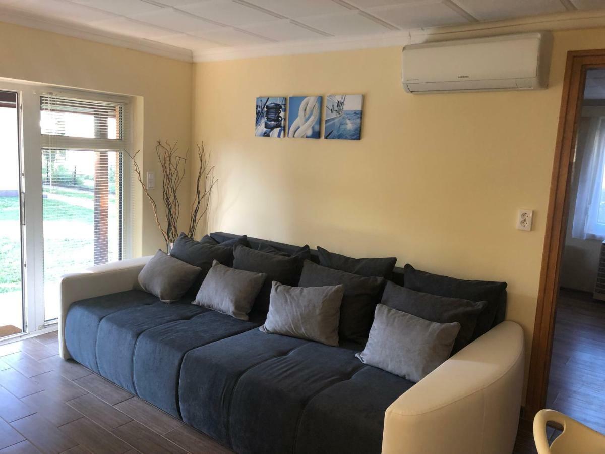 Bier-Lak Apartman House 71 Balatonlelle Zewnętrze zdjęcie
